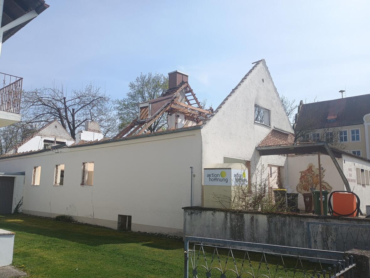 Haus der Pfarrgemeinde 2