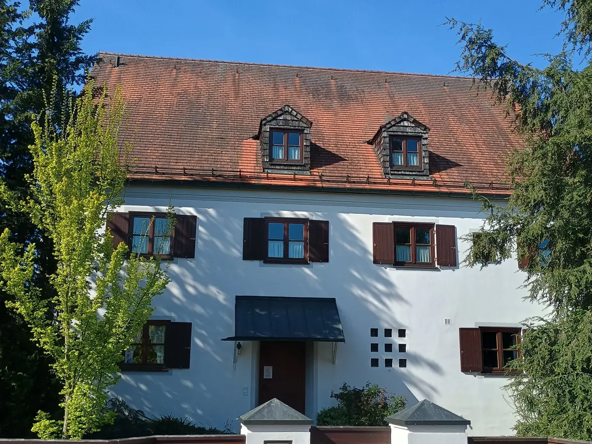 2025-07-14_09-48-42-pfarrbuero_langenbruck2