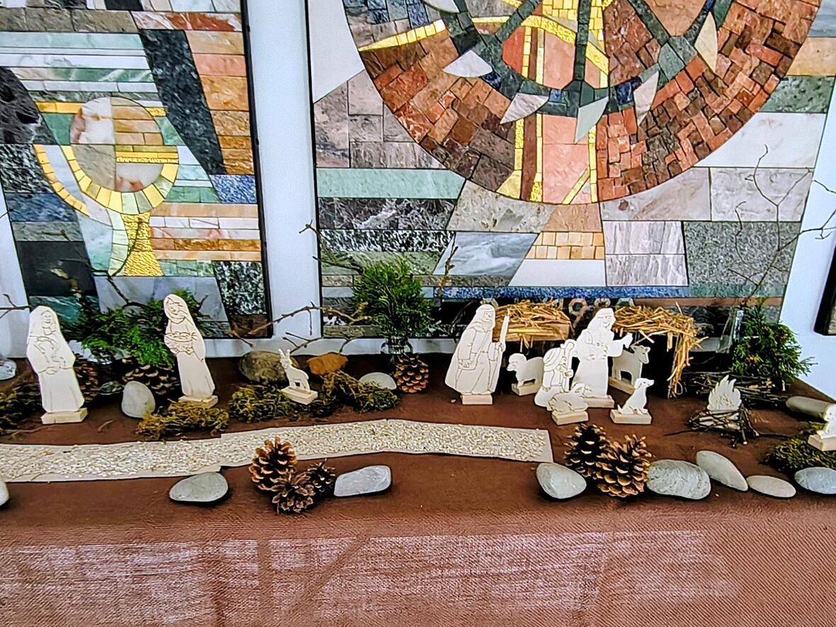 2025-12-02_12-33-51-bild_krippe